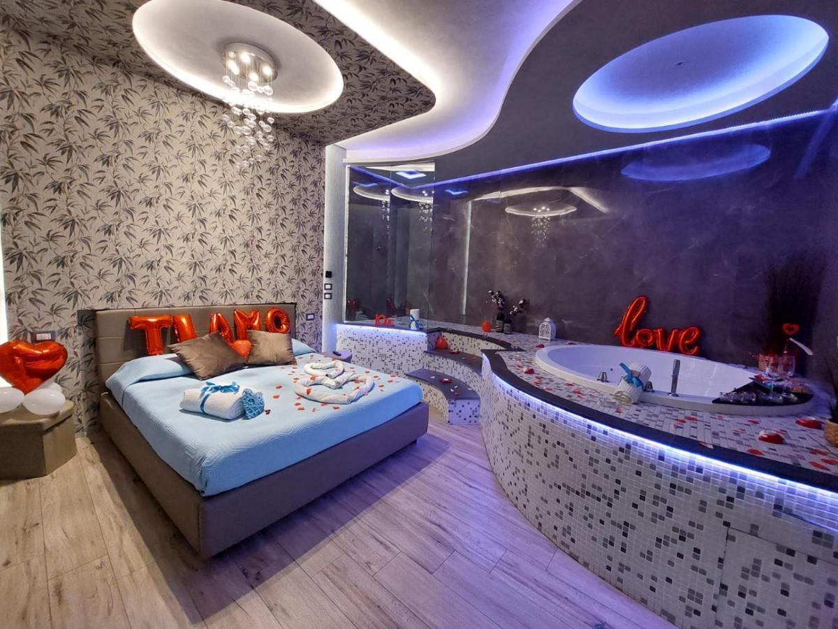 Th Luxury Suite Giardini Naxos Eksteriør billede
